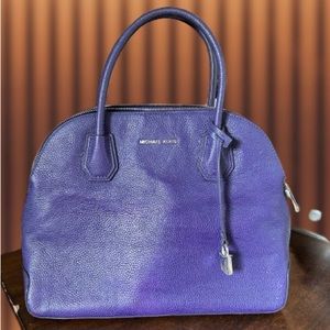 Michael Kors Bag w/ Padlock Detail